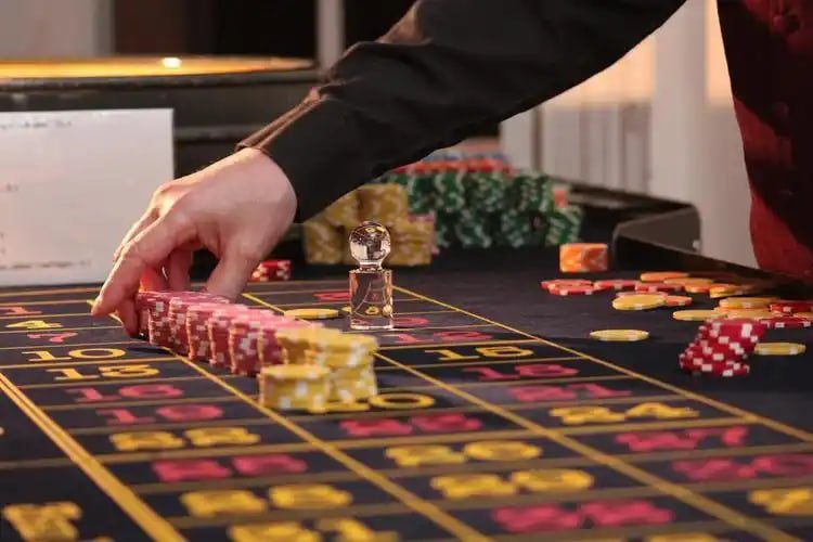 Permainan Live Casino dengan dealer internasional di sga555